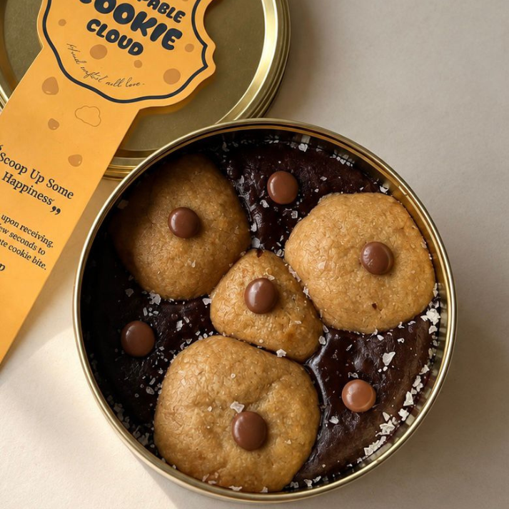 Scoopable Cookie Cloud Tin